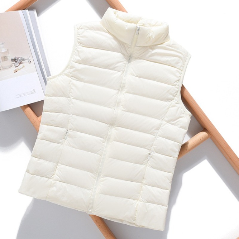 سترة نسائية بلا أكمام خفيفة لل - مراجعة Down Vest Ultralight وسعره